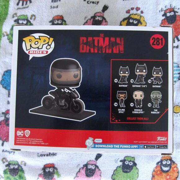batman selina kyle on motorcycle funko - Picture 2 of 6
